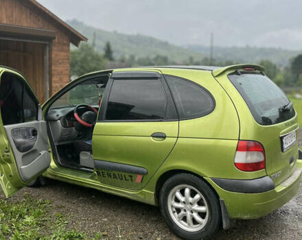 Зеленый Рено Megane Scenic, объемом двигателя 1.9 л и пробегом 300 тыс. км за 3350 $, фото 4 на Automoto.ua