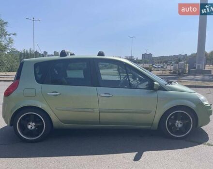 Зелений Рено Megane Scenic, об'ємом двигуна 2 л та пробігом 282 тис. км за 5500 $, фото 1 на Automoto.ua