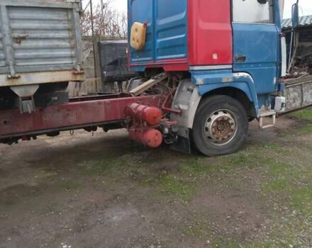 Рено R385, объемом двигателя 0 л и пробегом 112 тыс. км за 3800 $, фото 7 на Automoto.ua