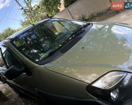 Зелений Рено Scenic RX4, об'ємом двигуна 2 л та пробігом 198 тис. км за 4200 $, фото 4 на Automoto.ua