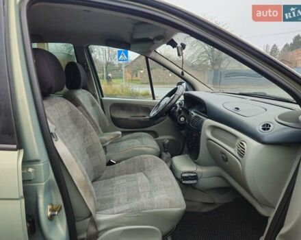 Зеленый Рено Scenic RX4, объемом двигателя 1.6 л и пробегом 225 тыс. км за 3700 $, фото 8 на Automoto.ua