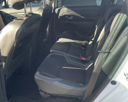 Белый Рено Scenic XMOD, объемом двигателя 1.6 л и пробегом 255 тыс. км за 10300 $, фото 21 на Automoto.ua