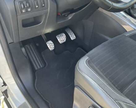 Белый Рено Scenic XMOD, объемом двигателя 1.6 л и пробегом 255 тыс. км за 10300 $, фото 15 на Automoto.ua