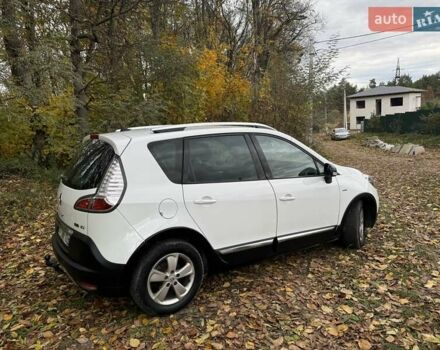 Білий Рено Scenic XMOD, об'ємом двигуна 1.6 л та пробігом 210 тис. км за 9690 $, фото 4 на Automoto.ua