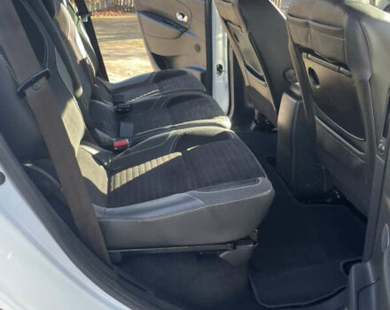 Белый Рено Scenic XMOD, объемом двигателя 1.6 л и пробегом 255 тыс. км за 10300 $, фото 26 на Automoto.ua