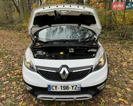 Білий Рено Scenic XMOD, об'ємом двигуна 1.6 л та пробігом 210 тис. км за 9690 $, фото 14 на Automoto.ua