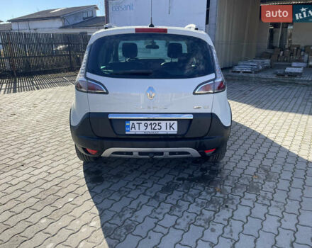 Белый Рено Scenic XMOD, объемом двигателя 1.6 л и пробегом 255 тыс. км за 10300 $, фото 5 на Automoto.ua
