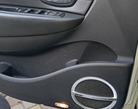 Белый Рено Scenic XMOD, объемом двигателя 1.6 л и пробегом 268 тыс. км за 8900 $, фото 12 на Automoto.ua