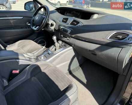 Черный Рено Scenic XMOD, объемом двигателя 0 л и пробегом 202 тыс. км за 8999 $, фото 45 на Automoto.ua