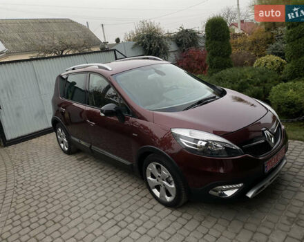 Красный Рено Scenic XMOD, объемом двигателя 1.5 л и пробегом 227 тыс. км за 9400 $, фото 1 на Automoto.ua
