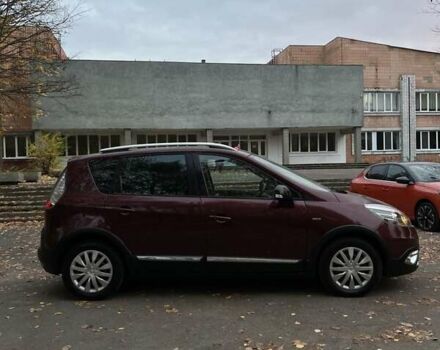 Рено Scenic XMOD 2013 в Ровно на Automoto.ua Красный Рено Scenic XMOD, объемом двигателя 1.6 л и пробегом 181 тыс. км за 10950 $, фото 1 на Automoto.ua