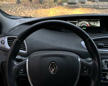 Рено Scenic XMOD 2013 в Ровно на Automoto.ua Красный Рено Scenic XMOD, объемом двигателя 1.6 л и пробегом 181 тыс. км за 10950 $, фото 21 на Automoto.ua