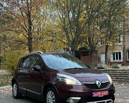 Рено Scenic XMOD 2013 в Ровно на Automoto.ua Красный Рено Scenic XMOD, объемом двигателя 1.6 л и пробегом 181 тыс. км за 10950 $, фото 4 на Automoto.ua