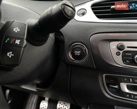 Червоний Рено Scenic XMOD, об'ємом двигуна 1.5 л та пробігом 227 тис. км за 9400 $, фото 59 на Automoto.ua