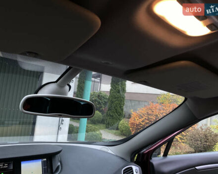 Красный Рено Scenic XMOD, объемом двигателя 1.5 л и пробегом 227 тыс. км за 9400 $, фото 63 на Automoto.ua