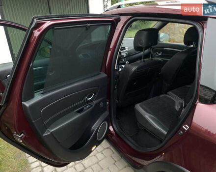 Красный Рено Scenic XMOD, объемом двигателя 1.5 л и пробегом 227 тыс. км за 9400 $, фото 40 на Automoto.ua