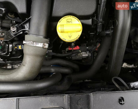 Красный Рено Scenic XMOD, объемом двигателя 1.5 л и пробегом 227 тыс. км за 9400 $, фото 69 на Automoto.ua