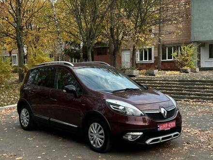 Рено Scenic XMOD 2013 в Ровно на Automoto.ua Красный Рено Scenic XMOD, объемом двигателя 1.6 л и пробегом 181 тыс. км за 10950 $, фото 1 на Automoto.ua