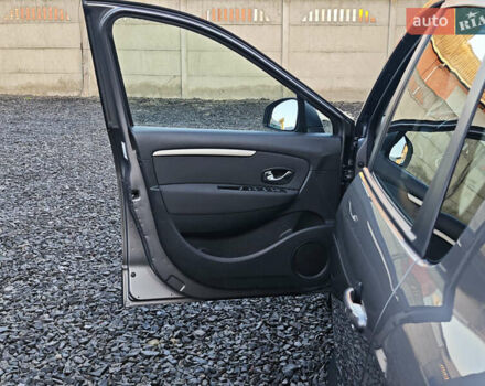 Серый Рено Scenic XMOD, объемом двигателя 1.5 л и пробегом 215 тыс. км за 10999 $, фото 17 на Automoto.ua