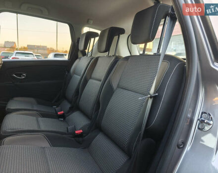 Серый Рено Scenic XMOD, объемом двигателя 1.5 л и пробегом 215 тыс. км за 10999 $, фото 24 на Automoto.ua