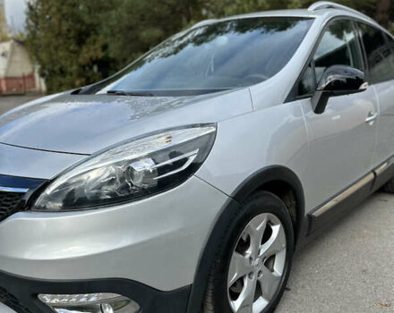 Серый Рено Scenic XMOD, объемом двигателя 1.5 л и пробегом 201 тыс. км за 10800 $, фото 9 на Automoto.ua