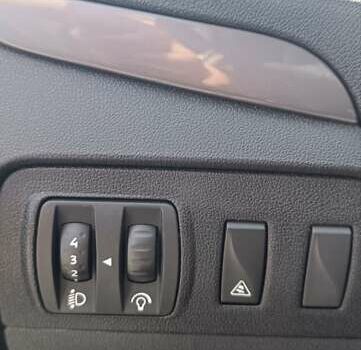 Серый Рено Scenic XMOD, объемом двигателя 1.46 л и пробегом 220 тыс. км за 9949 $, фото 14 на Automoto.ua