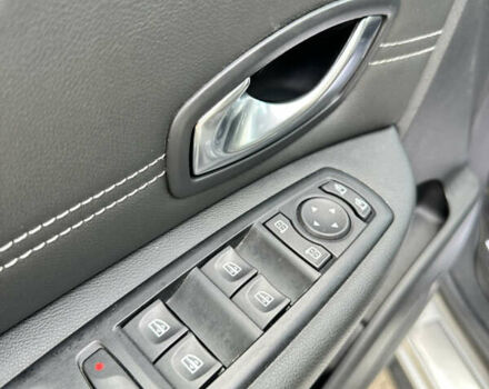 Серый Рено Scenic XMOD, объемом двигателя 1.5 л и пробегом 201 тыс. км за 10600 $, фото 17 на Automoto.ua