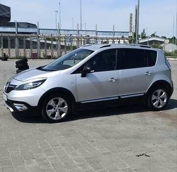 Сірий Рено Scenic XMOD, об'ємом двигуна 1.46 л та пробігом 220 тис. км за 10249 $, фото 3 на Automoto.ua