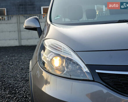 Серый Рено Scenic XMOD, объемом двигателя 1.5 л и пробегом 215 тыс. км за 10999 $, фото 8 на Automoto.ua