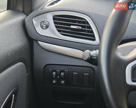 Серый Рено Scenic XMOD, объемом двигателя 1.5 л и пробегом 215 тыс. км за 10999 $, фото 32 на Automoto.ua