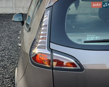Серый Рено Scenic XMOD, объемом двигателя 1.5 л и пробегом 215 тыс. км за 10999 $, фото 12 на Automoto.ua