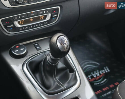 Серый Рено Scenic XMOD, объемом двигателя 1.5 л и пробегом 215 тыс. км за 10999 $, фото 41 на Automoto.ua