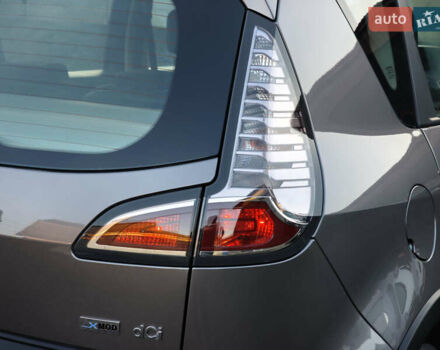 Серый Рено Scenic XMOD, объемом двигателя 1.5 л и пробегом 215 тыс. км за 10999 $, фото 13 на Automoto.ua