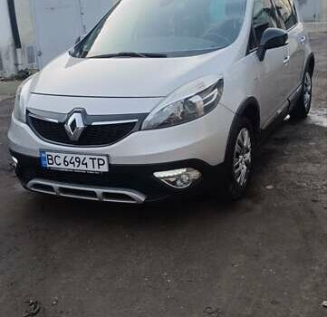 Серый Рено Scenic XMOD, объемом двигателя 1.46 л и пробегом 220 тыс. км за 9949 $, фото 1 на Automoto.ua