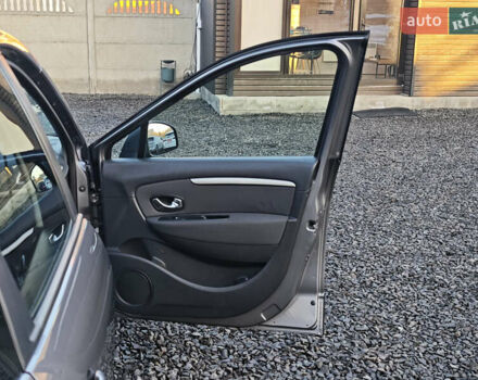 Серый Рено Scenic XMOD, объемом двигателя 1.5 л и пробегом 215 тыс. км за 10999 $, фото 49 на Automoto.ua