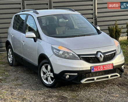 Серый Рено Scenic XMOD, объемом двигателя 1.5 л и пробегом 178 тыс. км за 9000 $, фото 4 на Automoto.ua