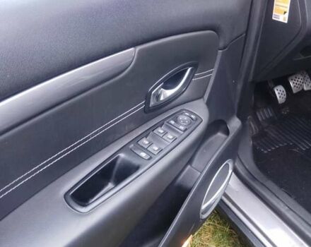 Сірий Рено Scenic XMOD, об'ємом двигуна 1.2 л та пробігом 244 тис. км за 9500 $, фото 15 на Automoto.ua