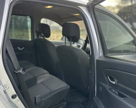 Серый Рено Scenic XMOD, объемом двигателя 1.5 л и пробегом 178 тыс. км за 9000 $, фото 16 на Automoto.ua