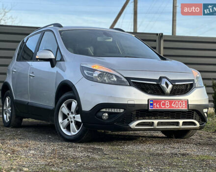 Серый Рено Scenic XMOD, объемом двигателя 1.5 л и пробегом 178 тыс. км за 9000 $, фото 2 на Automoto.ua