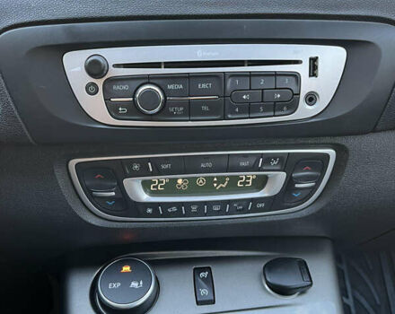 Синий Рено Scenic XMOD, объемом двигателя 1.5 л и пробегом 231 тыс. км за 9650 $, фото 19 на Automoto.ua