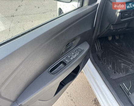 Рено Taliant 2024 в Днепре (Днепропетровске) на Automoto.ua Белый Рено Taliant, объемом двигателя 1 л и пробегом 1 тыс. км за 15598 $, фото 12 на Automoto.ua