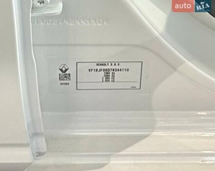 Белый Рено Taliant, объемом двигателя 1 л и пробегом 7 тыс. км за 15500 $, фото 4 на Automoto.ua