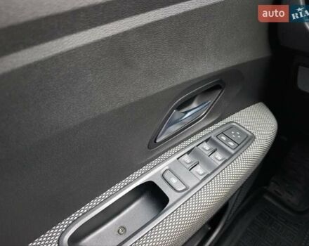 Серый Рено Taliant, объемом двигателя 1 л и пробегом 36 тыс. км за 19603 $, фото 14 на Automoto.ua