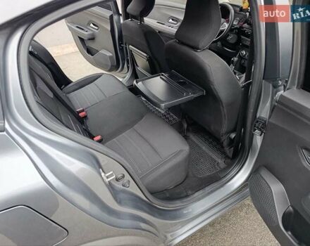 Серый Рено Taliant, объемом двигателя 1 л и пробегом 36 тыс. км за 19603 $, фото 8 на Automoto.ua