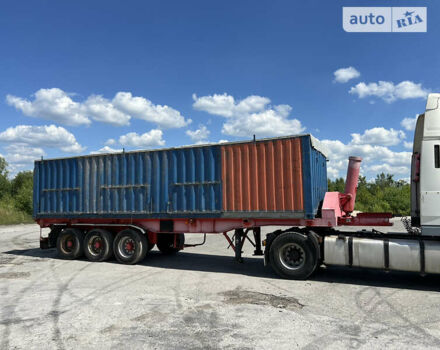 Красный Renders SAF, объемом двигателя 0 л и пробегом 43 тыс. км за 8900 $, фото 1 на Automoto.ua