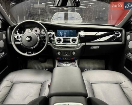 Черный Ролс Ройс Гост, объемом двигателя 6.6 л и пробегом 8 тыс. км за 159900 $, фото 34 на Automoto.ua