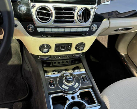 Черный Ролс Ройс Гост, объемом двигателя 6.6 л и пробегом 70 тыс. км за 85000 $, фото 8 на Automoto.ua