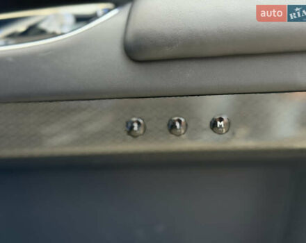 Черный Ролс Ройс Гост, объемом двигателя 6.59 л и пробегом 21 тыс. км за 320000 $, фото 71 на Automoto.ua