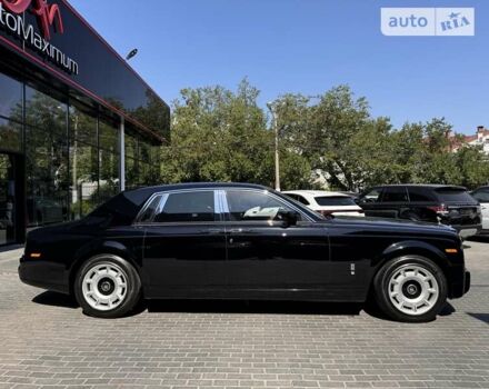 Черный Ролс Ройс Фантом, объемом двигателя 6.75 л и пробегом 89 тыс. км за 110000 $, фото 6 на Automoto.ua