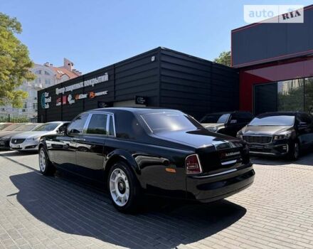 Черный Ролс Ройс Фантом, объемом двигателя 6.75 л и пробегом 89 тыс. км за 110000 $, фото 4 на Automoto.ua